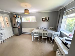 Dining Room- click for photo gallery